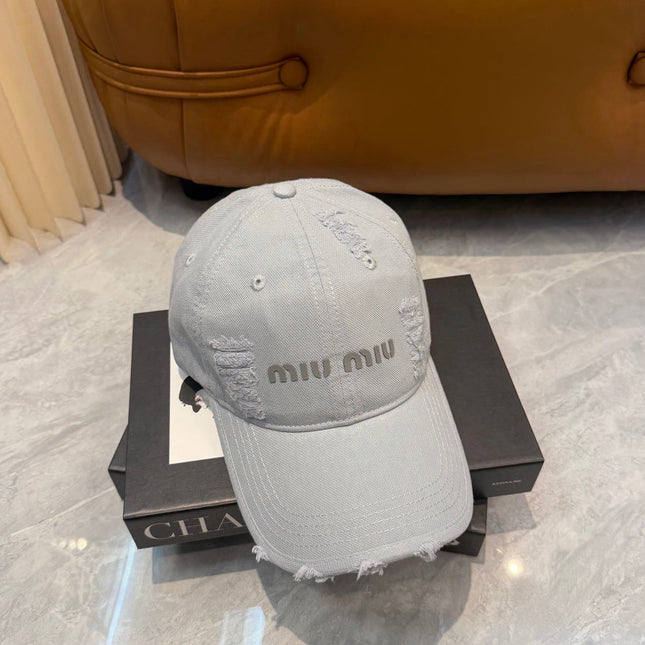 MIUMIU 26S CRYSTAL BASEBALL CAP 345239