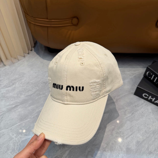 MIUMIU 26S CRYSTAL BASEBALL CAP 345240