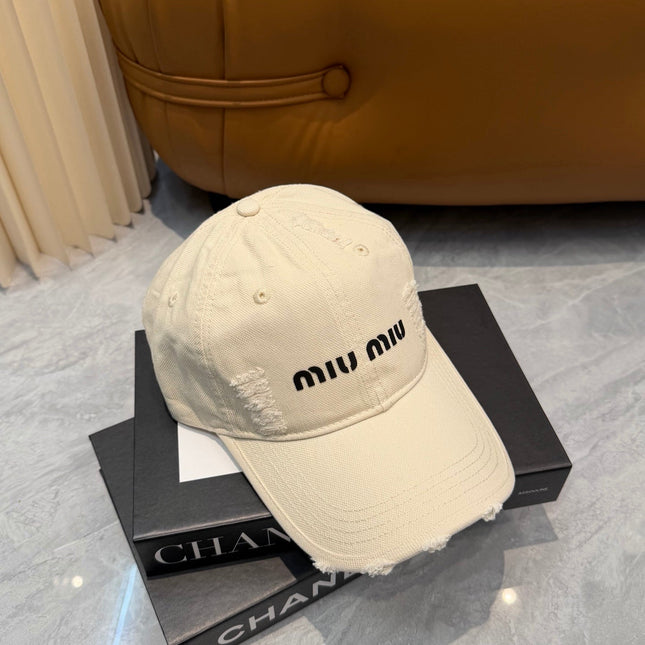 MIUMIU 26S CRYSTAL BASEBALL CAP 345240