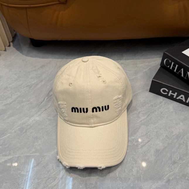 MIUMIU 26S CRYSTAL BASEBALL CAP 345240