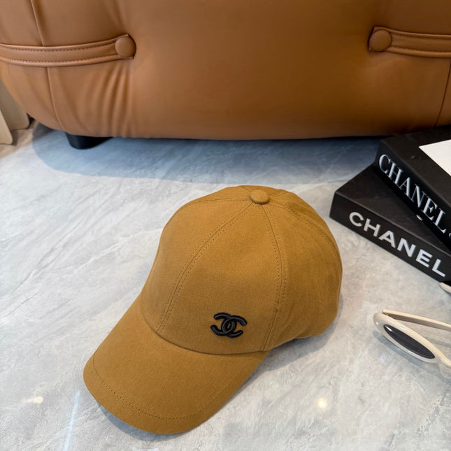 CELINE 26S BASEBALL CAP STYLE 211