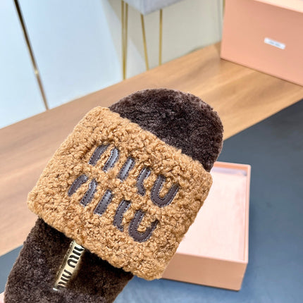 WOOL SLIPPER PEANUT AND CHOCOLATE