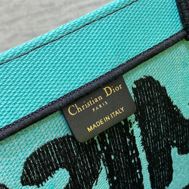 MEDIUM BOOK TOTE 36 IN COLORFUL CANVAS 226513