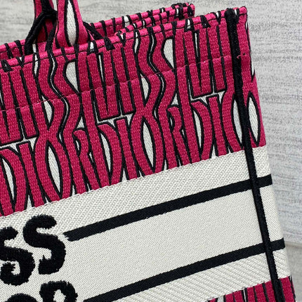 MISS TOTE 36 IN MAGENTA PURPLE CANVAS