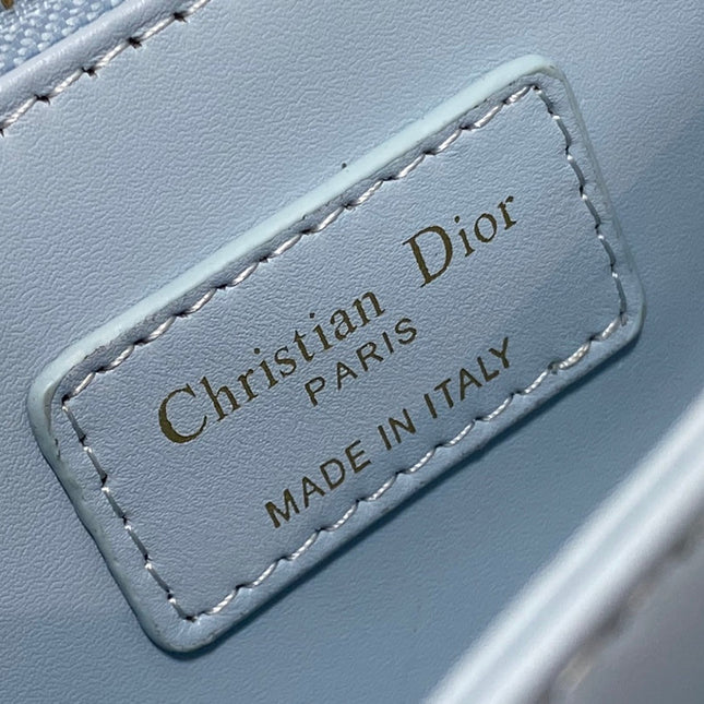 MINI BAG 24 IN LIGHT BLUE PATENT CANNAGE CALFSKIN