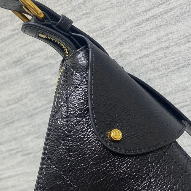 DIOR 25S VOYAGE BAG 34 IN BLACK FLAT MACROCANNAGE GRAINED GLOSSY CALFSKIN