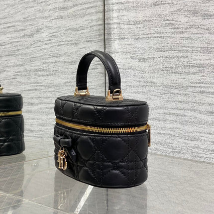 DIOR 26S MINI VANITY 17 IN BLACK LAMBSKIN