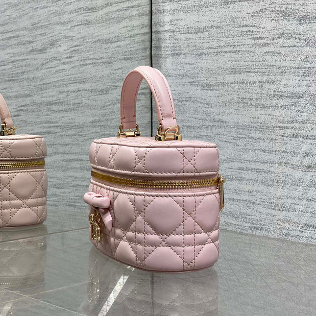 DIOR 26S MINI VANITY 17 IN LIGHT PINK LAMBSKIN