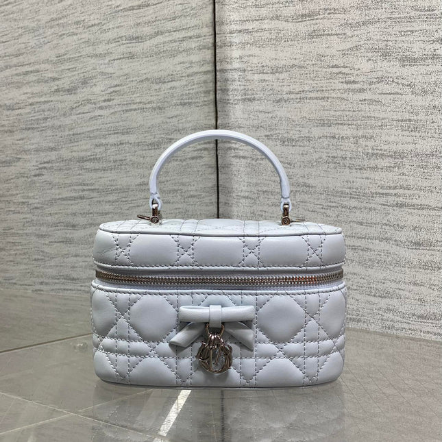 DIOR 26S MINI VANITY 17 IN LIGHT GREY LAMBSKIN