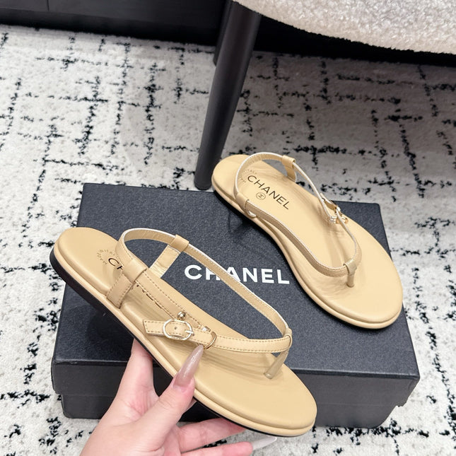 CHANEL 26S THONG SANDALS IN BEIGE CALFSKIN WITH GOLD HARDWARE