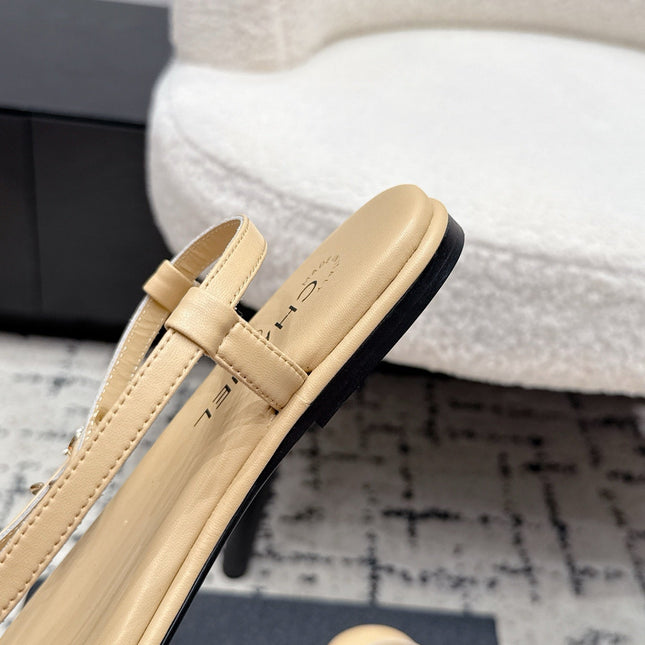 CHANEL 26S THONG SANDALS IN BEIGE CALFSKIN WITH GOLD HARDWARE