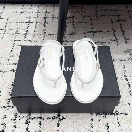 CHANEL 26S THONG SANDALS IN WHITE CALFSKIN WITH GOLD HARDWARE