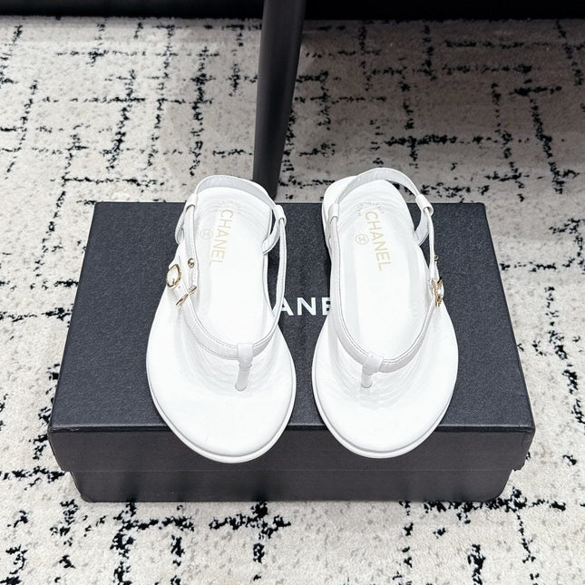 CHANEL 26S THONG SANDALS IN WHITE CALFSKIN WITH GOLD HARDWARE