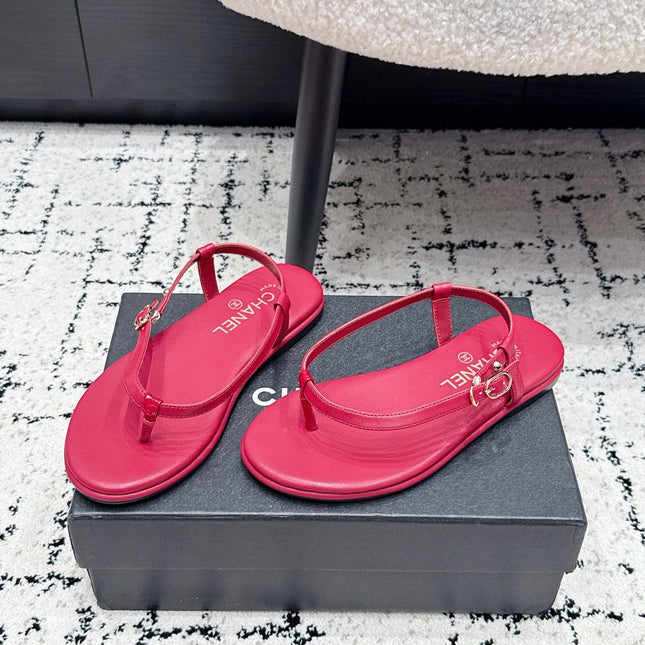 CHANEL 26S THONG SANDALS IN RED CALFSKIN WITH GOLD HARDWARE