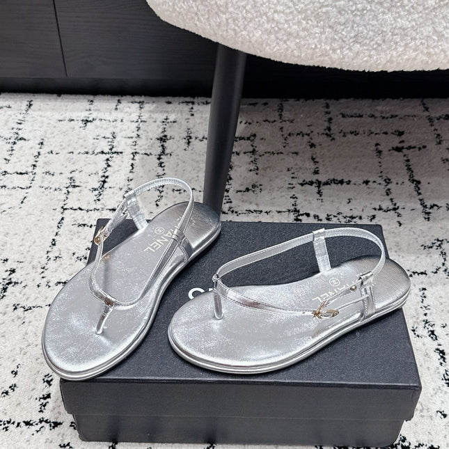 CHANEL 26S THONG SANDALS IN SILVER CALFSKIN WITH GOLD HARDWARE