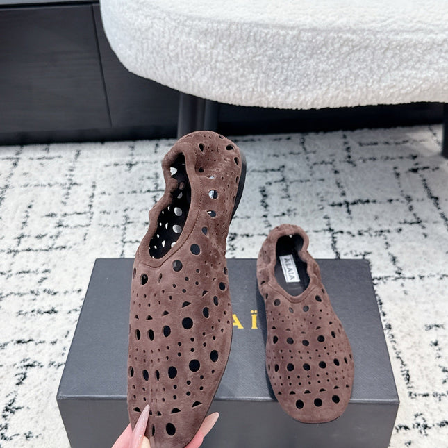 ALAIA 26S FLAT SLIP-ONS IN DARK BROWN SUEDE WITH OPENWORK PATTERN