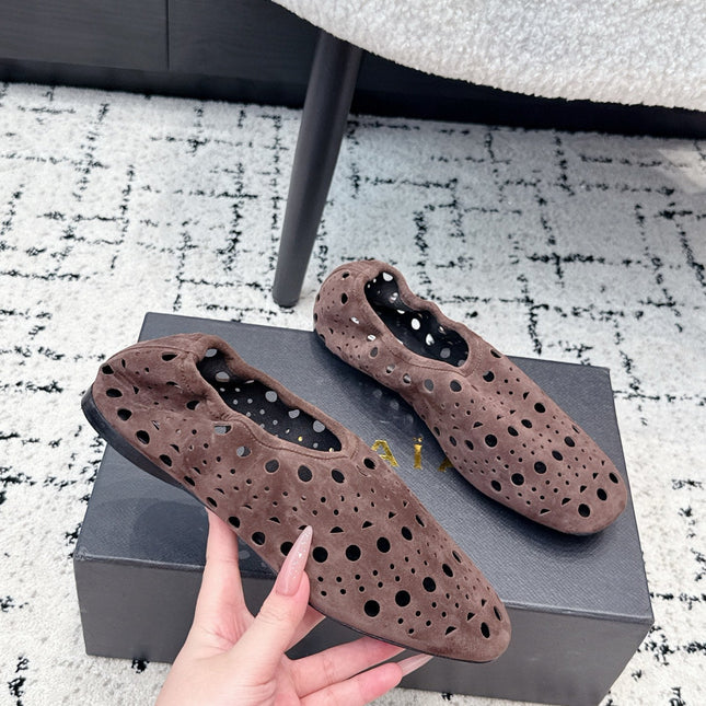 ALAIA 26S FLAT SLIP-ONS IN DARK BROWN SUEDE WITH OPENWORK PATTERN
