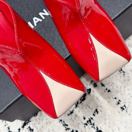 CHANEL 26S SQUARE-TOE HEELED MULES 95 MM IN CREAM MIX RED PATENT LAMBSKIN