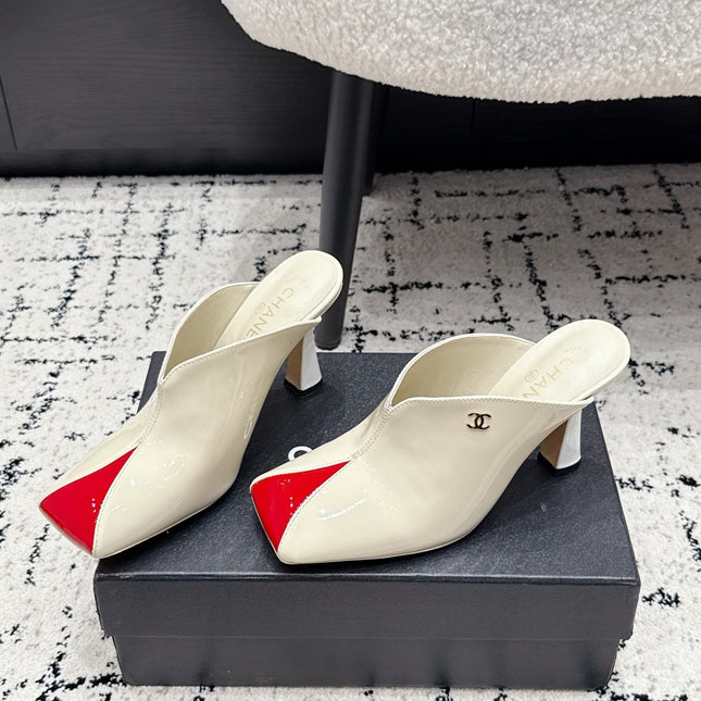 CHANEL 26S SQUARE-TOE HEELED MULES 95 MM IN CREAM WHITE MIX RED PATENT LAMBSKIN