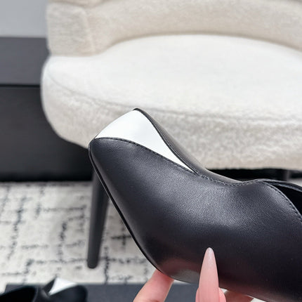 CHANEL 26S SQUARE-TOE HEELED MULES 95 MM IN BLACK MIX WHITE LAMBSKIN
