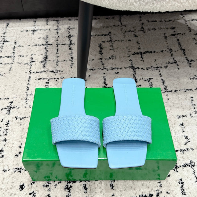 BOTTEGA VENETA 26S SQUARE-TOE WOVEN-STRAP SANDALS IN BLUE LAMBSKIN