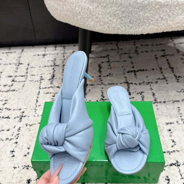 BOTTEGA VENETA 26S TWIST-STRAP HIGH-HEEL SANDALS 50 MM IN SKY BLUE LAMBSKIN