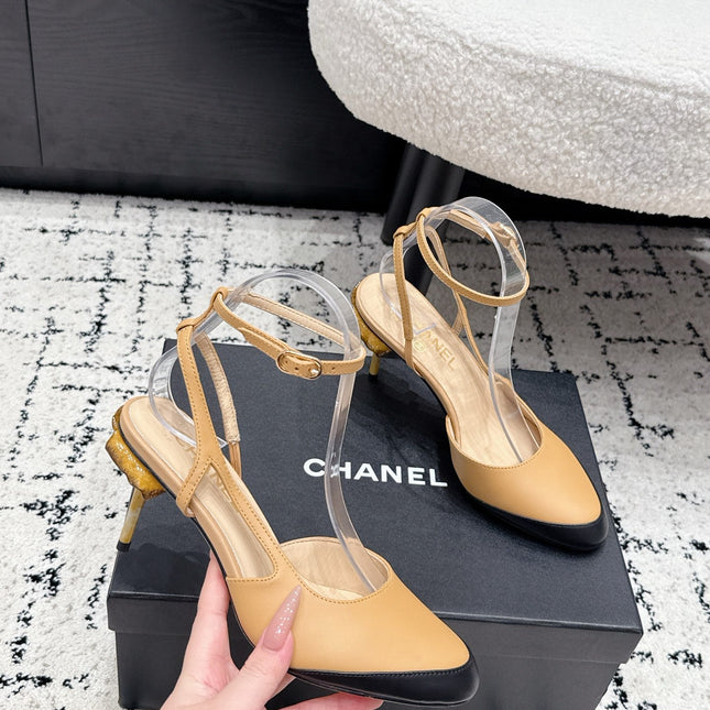 CHANEL 26S HEELED SLINGBACKS 75 MM IN BEIGE MIX BLACK LAMBSKIN