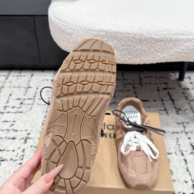 MIUMIU 26S SNEAKERS IN CHESTNUT BROWN SUEDE SUEDE AND MESH FABRIC