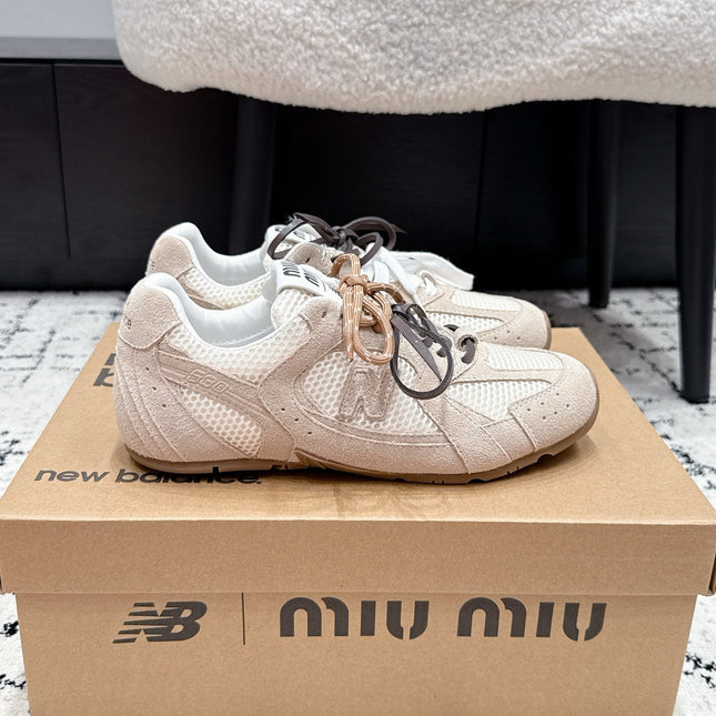 MIUMIU 26S SNEAKERS IN TAN BROWN SUEDE AND MESH FABRIC