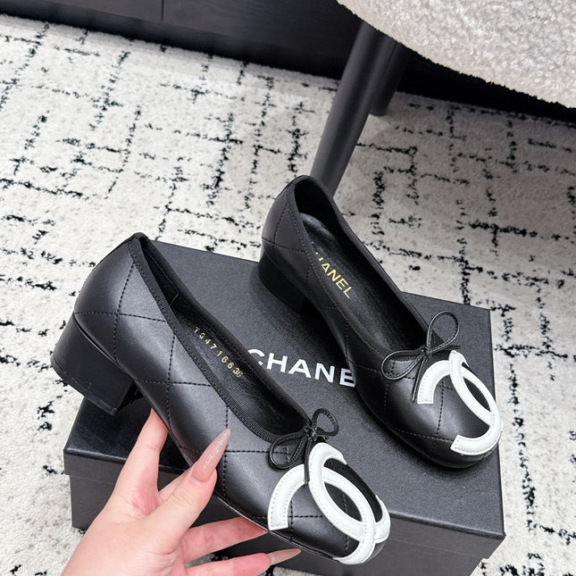 CHANEL 26S HIGH HEELS IN BLACK LAMBSKIN WITH BOW