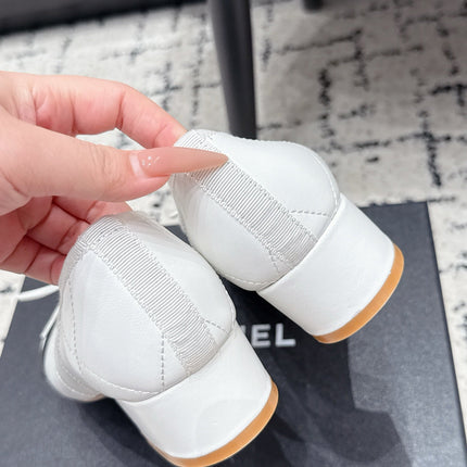 CHANEL 26S HIGH HEELS IN WHITE LAMBSKIN WITH BOW