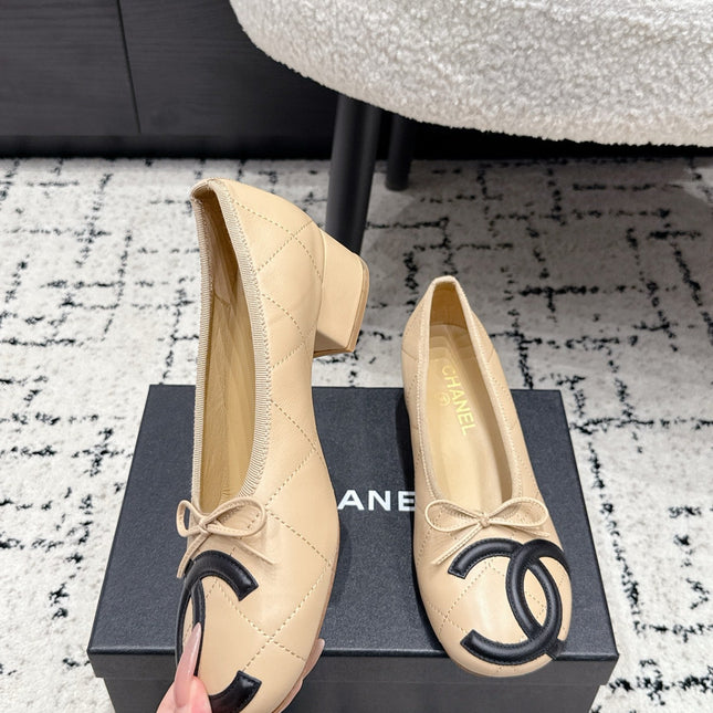 CHANEL 26S HIGH HEELS IN BEIGE LAMBSKIN WITH BOW