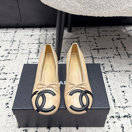 CHANEL 26S HIGH HEELS IN BEIGE LAMBSKIN WITH BOW