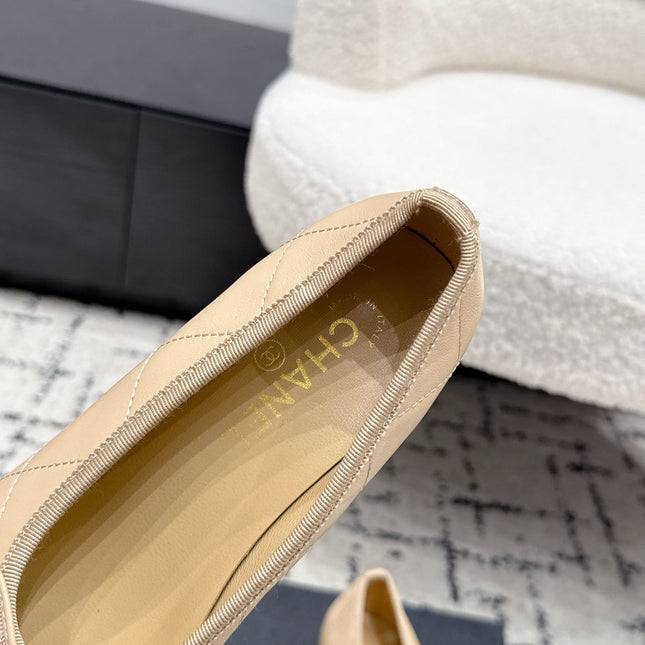CHANEL 26S HIGH HEELS IN BEIGE LAMBSKIN WITH BOW