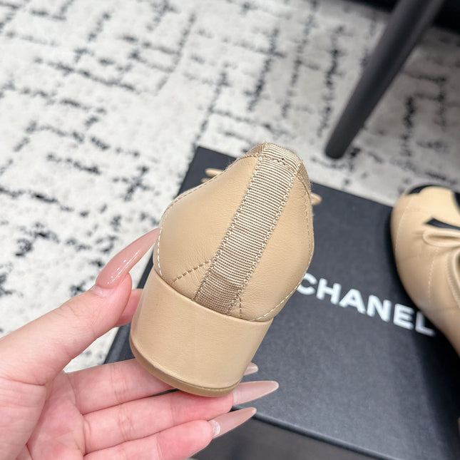 CHANEL 26S HIGH HEELS IN BEIGE LAMBSKIN WITH BOW