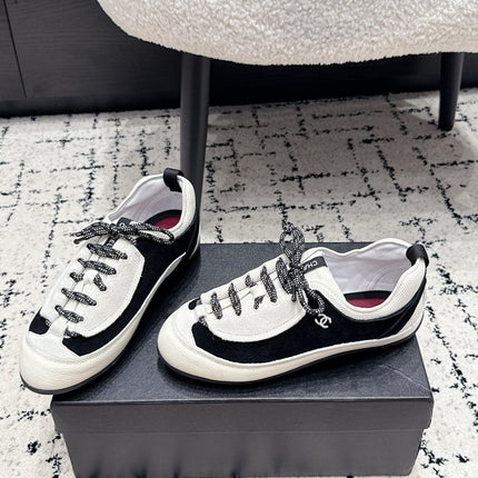 CHANEL 26S LACE-UP SNEAKERS IN WHITE SUEDE AND LAMBSKIN