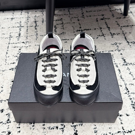 CHANEL 26S LACE-UP SNEAKERS IN WHITE MIX BLACK SUEDE AND LAMBSKIN
