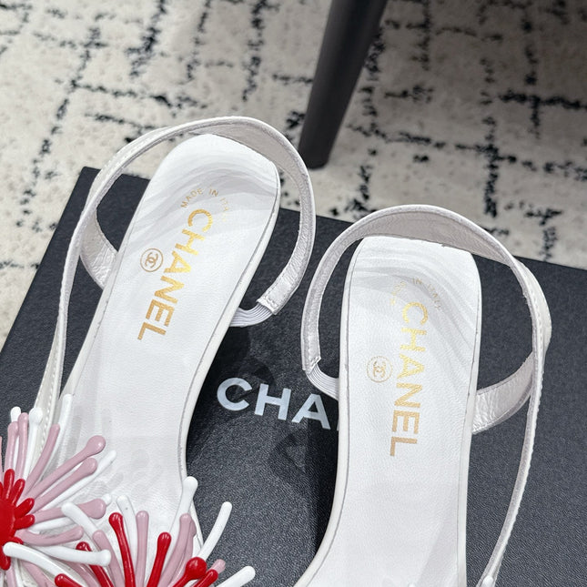 CHANEL 26S SLINGBACK SANDALS 75 MM IN WHITE PATENT CALFSKIN