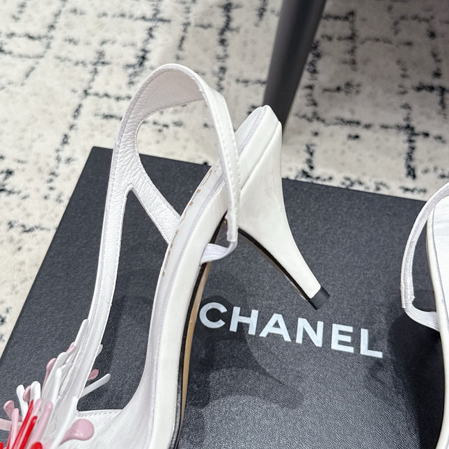 CHANEL 26S SLINGBACK SANDALS 75 MM IN WHITE PATENT CALFSKIN