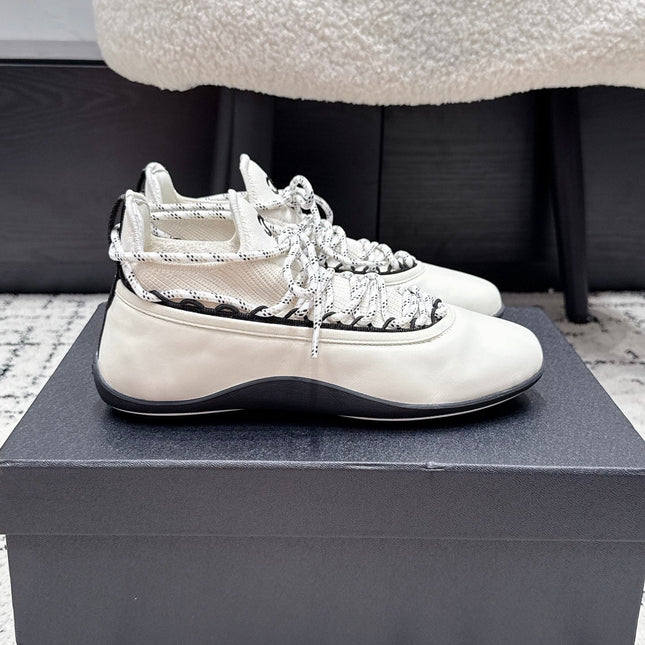 CHANEL 26S LACE-UP SNEAKERS IN WHITE FABRIC AND LAMBSKIN
