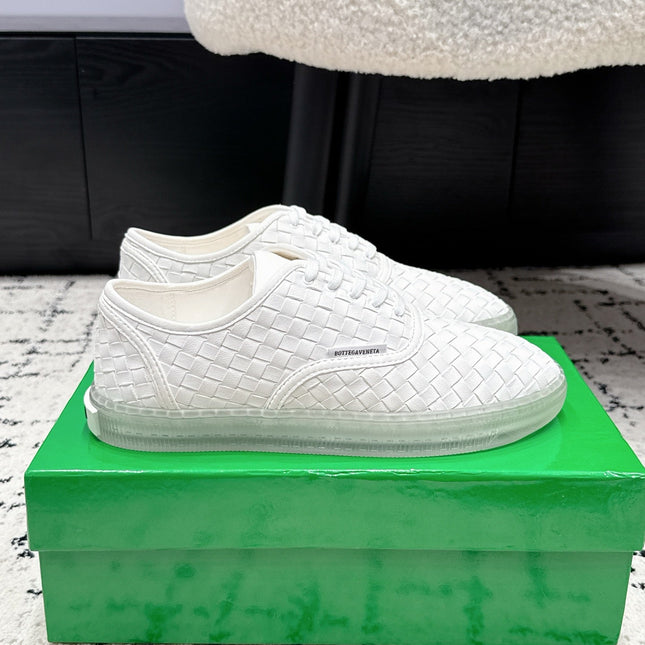 BOTTEGA VENETA 26S SNEAKERS IN WHITE WOVEN LAMBSKIN