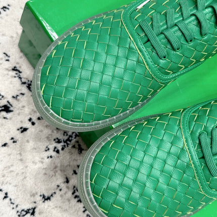BOTTEGA VENETA 26S SNEAKERS IN GREEN WOVEN LAMBSKIN