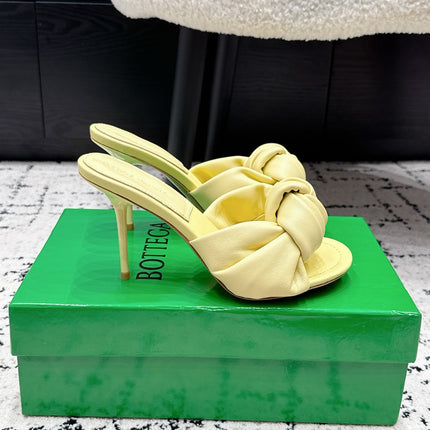 BOTTEGA VENETA 26S TWIST-STRAP HIGH-HEEL SANDALS 90 MM IN LIGHT YELLOW LAMBSKIN