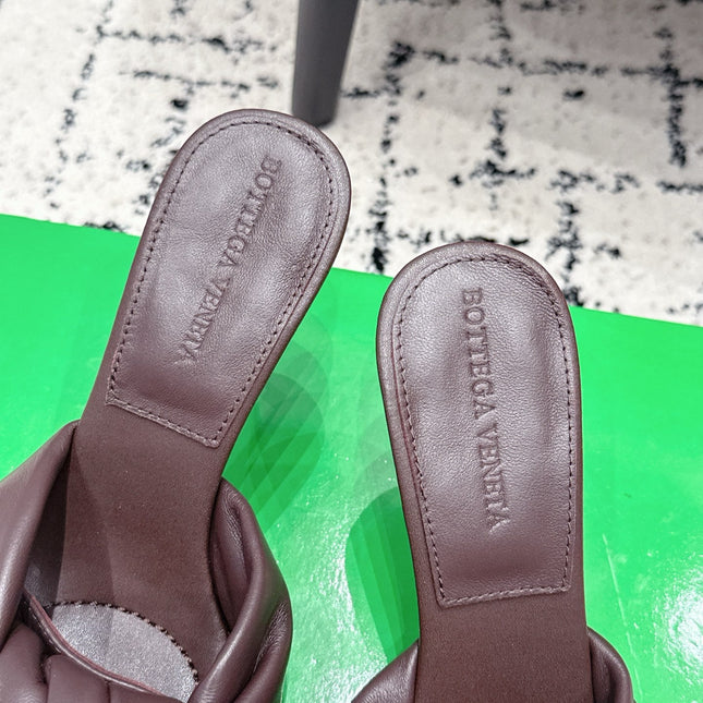 BOTTEGA VENETA 26S TWIST-STRAP HIGH-HEEL SANDALS 90 MM IN DARK BROWN LAMBSKIN