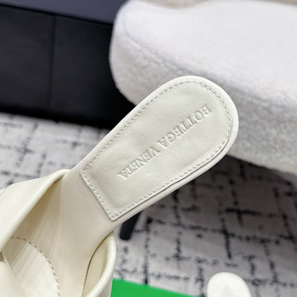 BOTTEGA VENETA 26S TWIST-STRAP HIGH-HEEL SANDALS 90 MM IN WHITE LAMBSKIN