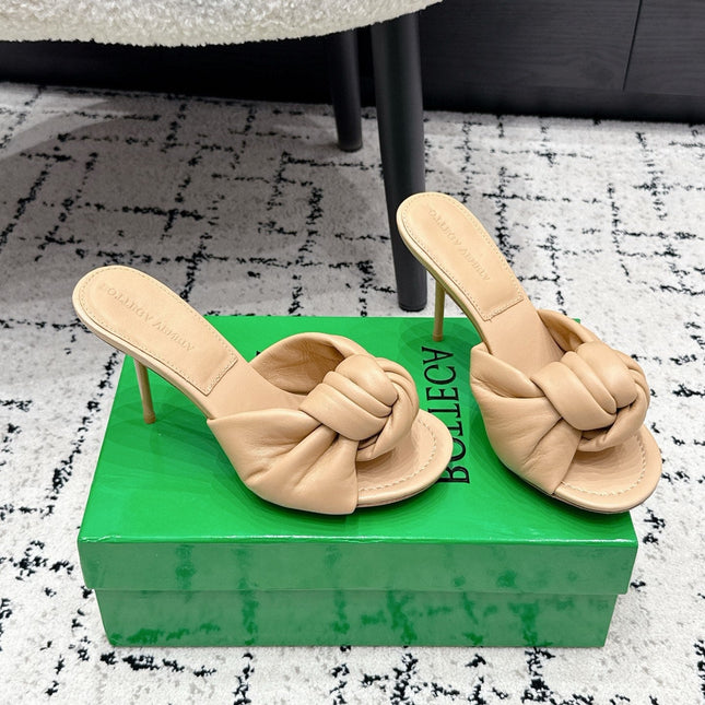 BOTTEGA VENETA 26S TWIST-STRAP HIGH-HEEL SANDALS 90 MM IN BEIGE LAMBSKIN