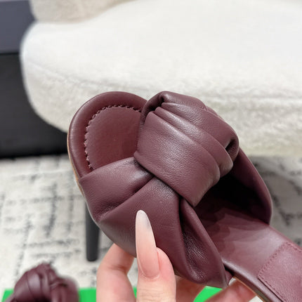 BOTTEGA VENETA 26S TWIST-STRAP HIGH-HEEL SANDALS 90 MM IN DARK RED LAMBSKIN