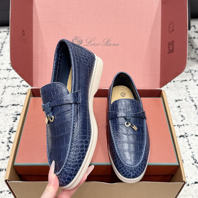 LP 26S SUMMER CHARMS WALK LOAFER IN DARK BLUE CROCODILE CALFSKIN GOLD HARDWARE