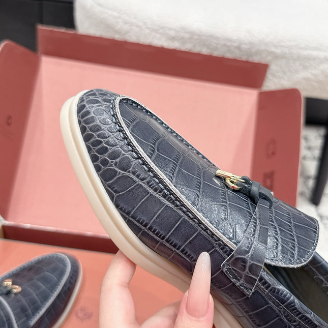 LP 26S SUMMER CHARMS WALK LOAFER IN BLUE GREY CROCODILE CALFSKIN GOLD HARDWARE