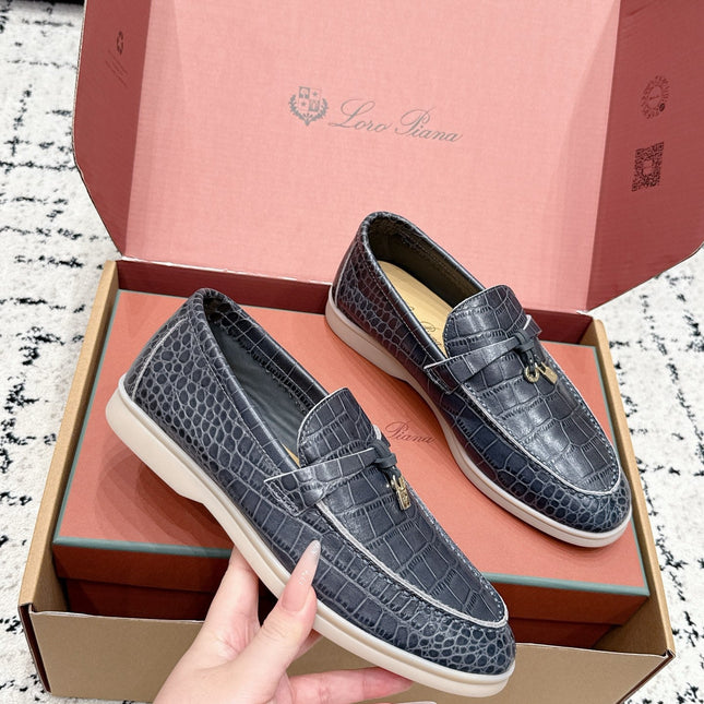 LP 26S SUMMER CHARMS WALK LOAFER IN BLUE GREY CROCODILE CALFSKIN GOLD HARDWARE